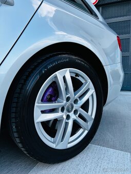 Audi A4 B8 2.0TDI 105kw CAGA - 8
