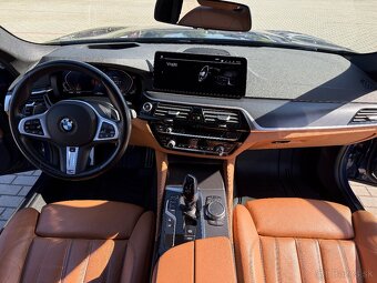 BMW 530d xDrive Touring mHEV G31 M-Packet - 8