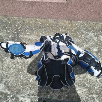 Predám brankársku výstroj - 8