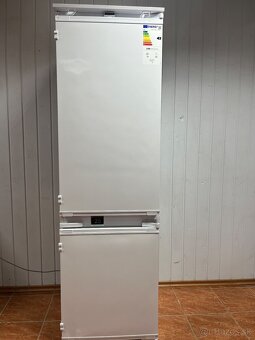 Nová vstavaná chladnička - 8