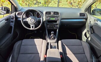 Volkswagen Golf 1.4 16V 59KW/80 koní R.V.03/2010 - 8