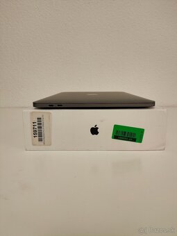 MacBook Pro 2017 A1706 | i5 3.1 GHz | 8 GB RAM | 256 GB SSD - 8