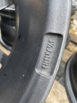 Disky DEZENT, grafitová šedá, R16, 6,5x16, 4x100, ET40 - 8