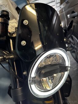 Husqvarna 701 Vitpilen - 8