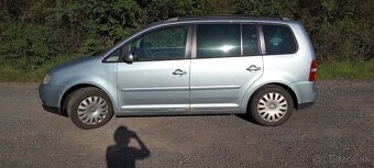 Predám Volkswagen Touran 2.0 - 8