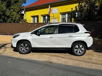 Peugeot 2008 1.2 PureTech Style - 8