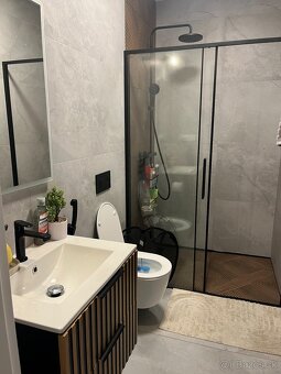 Prenájom 2-izbový byt s garážovým státím - 8