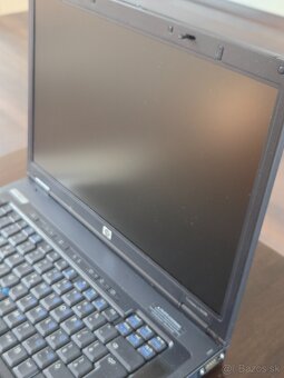 Predám nefunkčný notebook HP Compaq NC8430 - 8