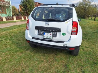 DACIA DUSTER 1,6 BENZÍN 4X4 ROK 2011 - 8