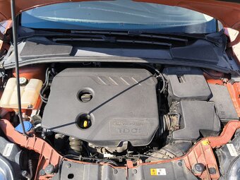 Ford Focus 1.6TDCI 85KW TITANIUM - 8