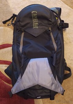 CamelBak - 8