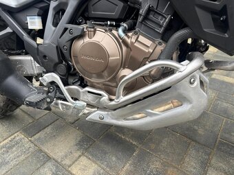 Honda Afrika Twin AdventureSprts 2025 - 8