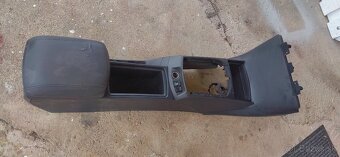 Volvo v50 2,4d D5 2007 automat - 8