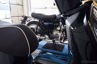 Kawasaki W800 - 8