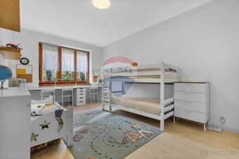 PREDAJ : 3 izb. byt 80 m2, kompletná rekonštrukcia, Kraskova - 8