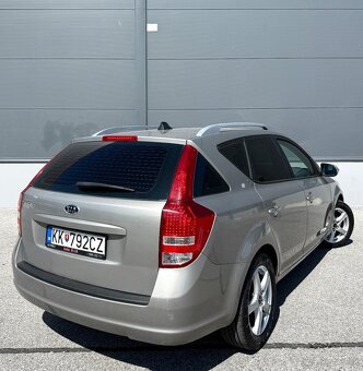 Kia Ceed 1.6crdi 85Kw - 8
