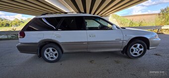 subaru legacy outback - 8