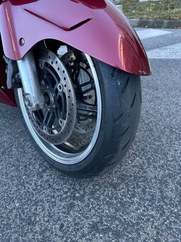 Honda CBR1100 XX Blackbird - 8