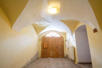 Na predaj rodinný dom Kežmarok Hradné námestie - 8