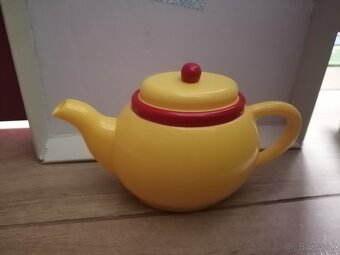 Kuchynský riad, sporák, náradie do kuchynky, na varenie - 8