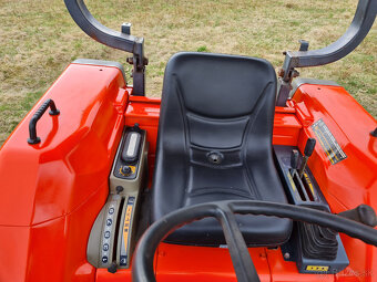 Hinomoto nx220 vel Kubota GL - 8