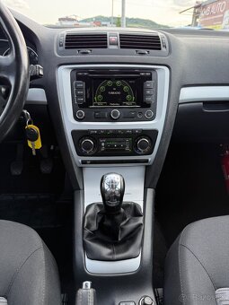 Škoda Octavia 1.6TDI GreenLine - 8