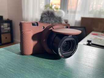 Sony zv-1  + príslušenstvo - 8