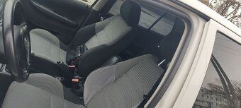 Škoda Fabia 1.2 HTP 2006 motor ide na 2 valcoh - 8