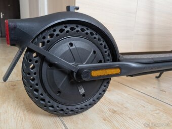 Segway Ninebot Kickscooter F2 - 8