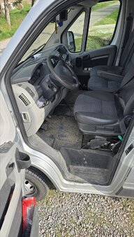 Predám Peugeot boxer 3.0 HDI 116 kw - 8