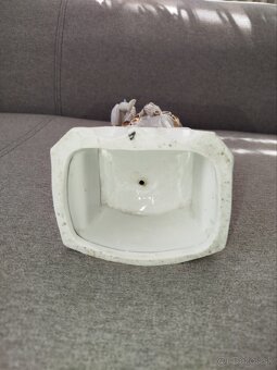 Porcelánová soška Panna Mária s Ježiškom - 8