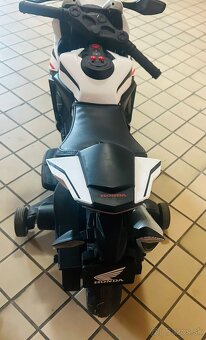 Electricka detska motorka- HONDA - 8