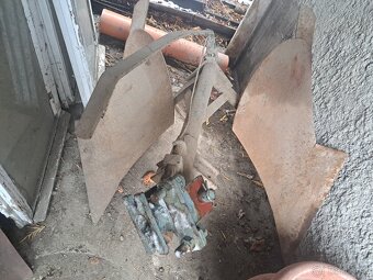 Malotraktor TZ4K14 s pluhom - 8