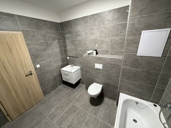 Zariadený 2 izbový byt 59m2 terasa parkovacie miesto Galanta - 8