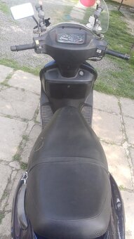 Skúter Suzuki - 8