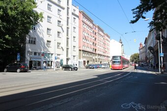 Prenájom izby v centre mesta Špitálska ul. Bratislava - 8