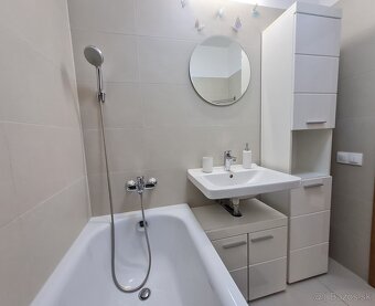 Bory 2.izbový byt na prenájom - 8