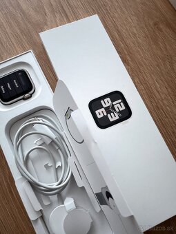 APPLE WATCH SE 2 • 44mm • 2024 • CELLULAR - 8