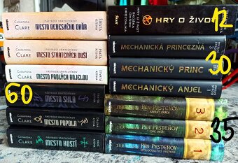 knihy, vacsinou serie, krimi, fantasy.. - 8