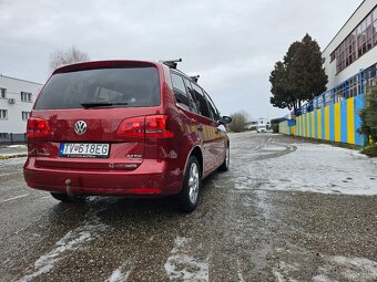 Volkswagen Touran 2.0TDI - 8