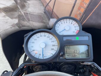 Bmw K1300R Akrapovič vyfuk karbonové doplnky - 8