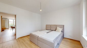 Na prenájom moderný 3-izbový byt v obľúbenej lokalite na Prú - 8