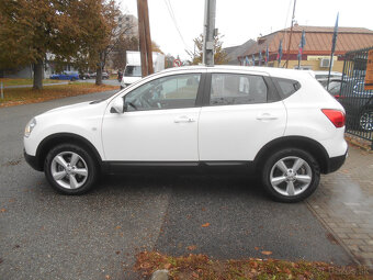 Nissan Qashqai 1.5 dCi Tekna 4x2 -AJ NA SPLÁTKY OD 55,00e - 8
