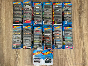 Predám zbierku Hot Wheels - 8