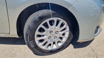 Toyota Yaris 1.33 Dual VVT-i - 8