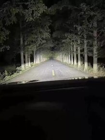 Bi-LED projektory - 8