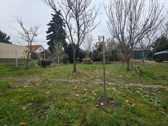 NA PREDAJ POZEMOK BRATISLAVA RUŽINOV - 8