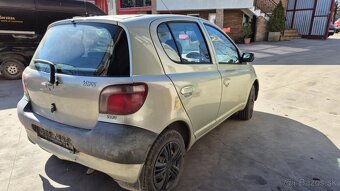 Toyota Yaris 1,0i 50kw kód motora: 1SZ - 8