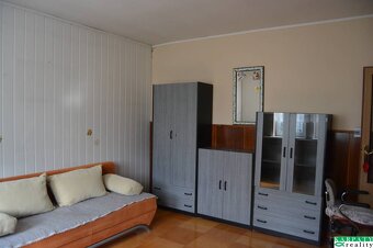 Na predaj veľký dvojgeneračný rodinný dom pri lese na Záhorí - 8