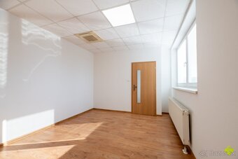 Priestranný 3-izbový byt na prenájom – 84 m² - 8